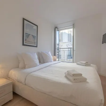 1 Climatisé – Rue D’antibes